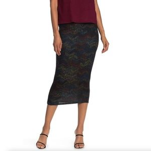 Go Couture Basic Knit Maxi Skirt in Zig Zag Size Large